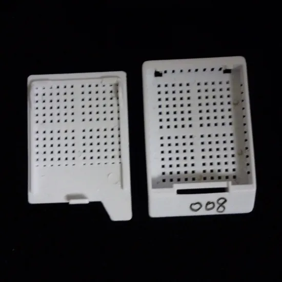 OEM ODM Aangepaste weefsel Plastic inbeddende cassettebox die wordt gebruikt voor klinische instellingen